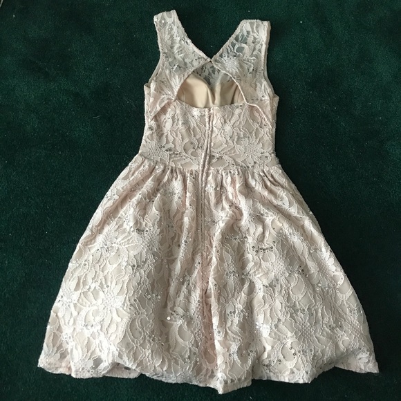 prom dress - Picture 4 of 5